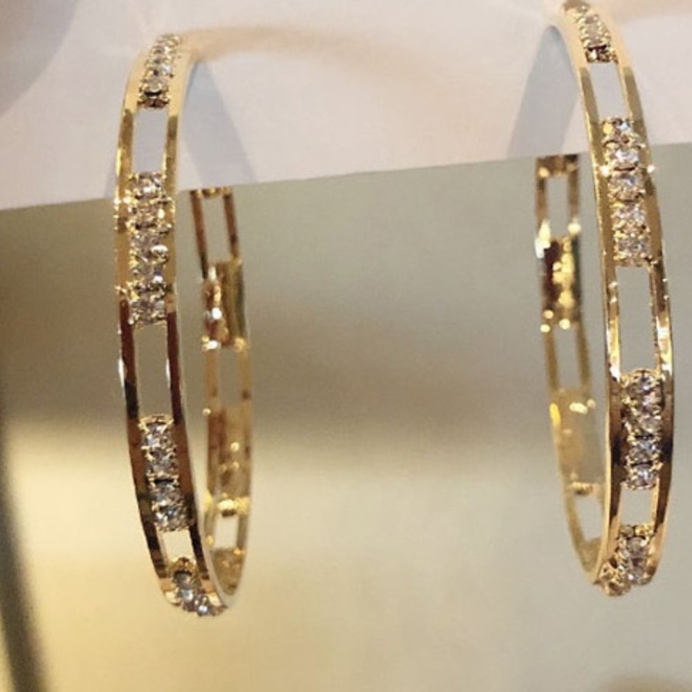 Hoop Earrings - Picture 5 of 6